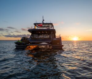 sunreef 70 power amber one copertina