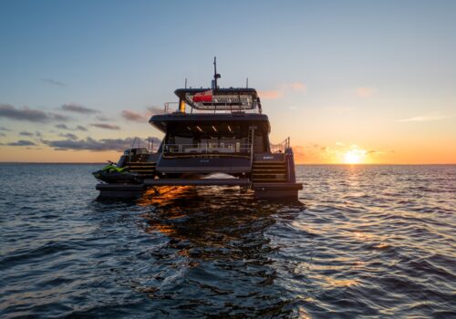 sunreef 70 power amber one copertina
