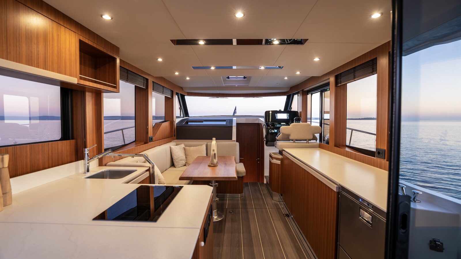 Greenline 42 int Greenline 42 int