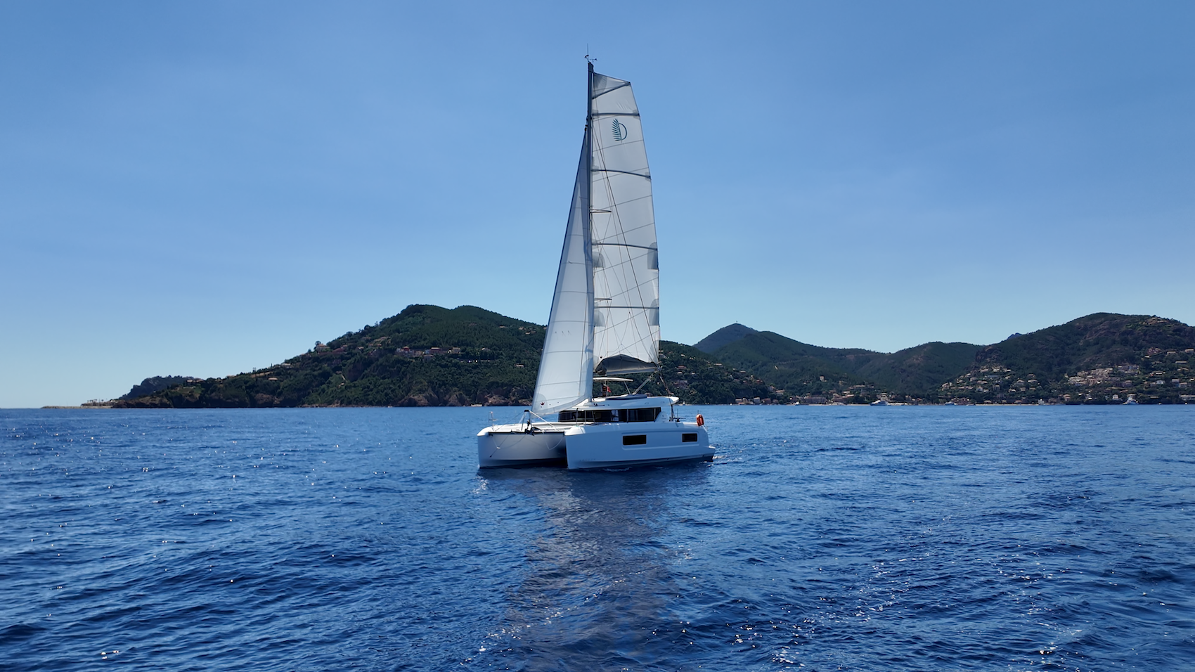 Lagoon 38