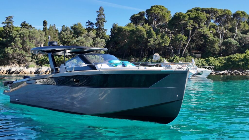 Luxia Yachts