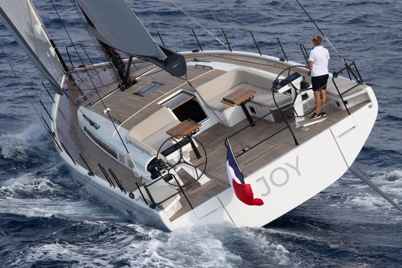 Beneteau First 60