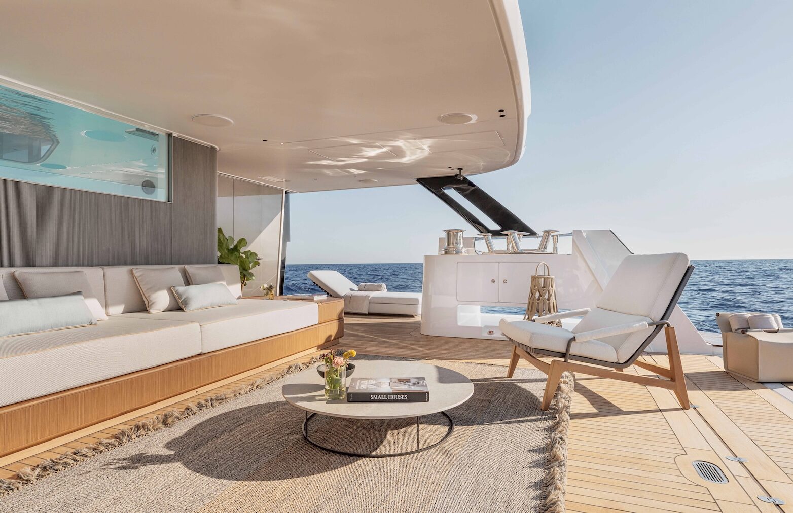 Azimut Grande 44M Beach Area 1