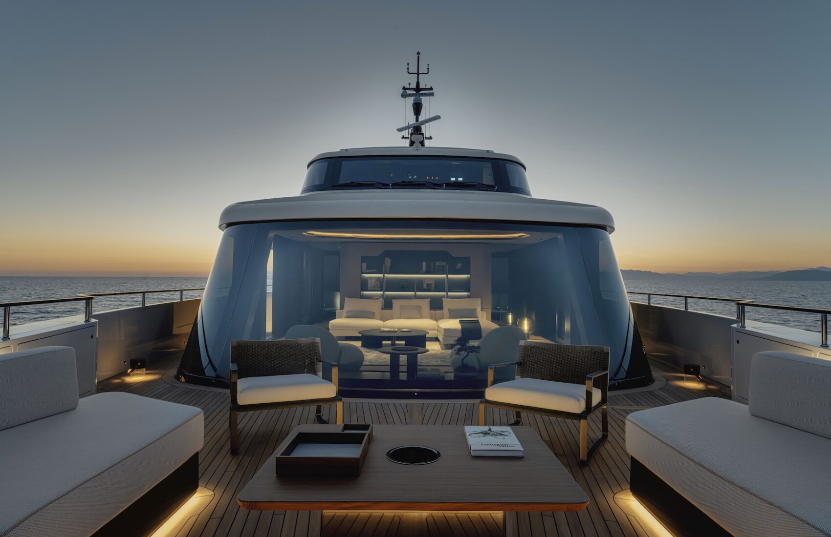 Azimut Grande 44M Bow Lounge