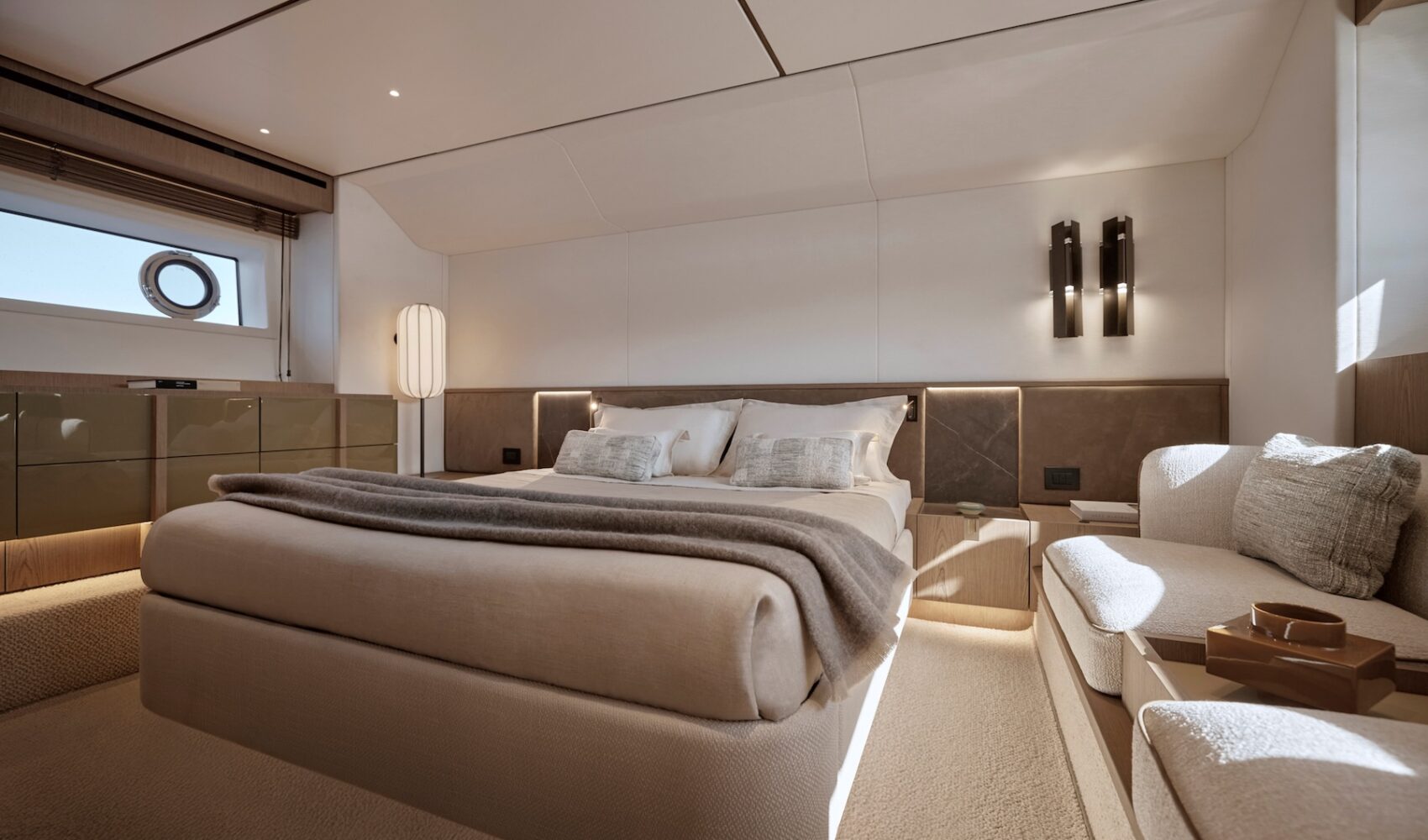 Fly 70 Owner_s Suite 1