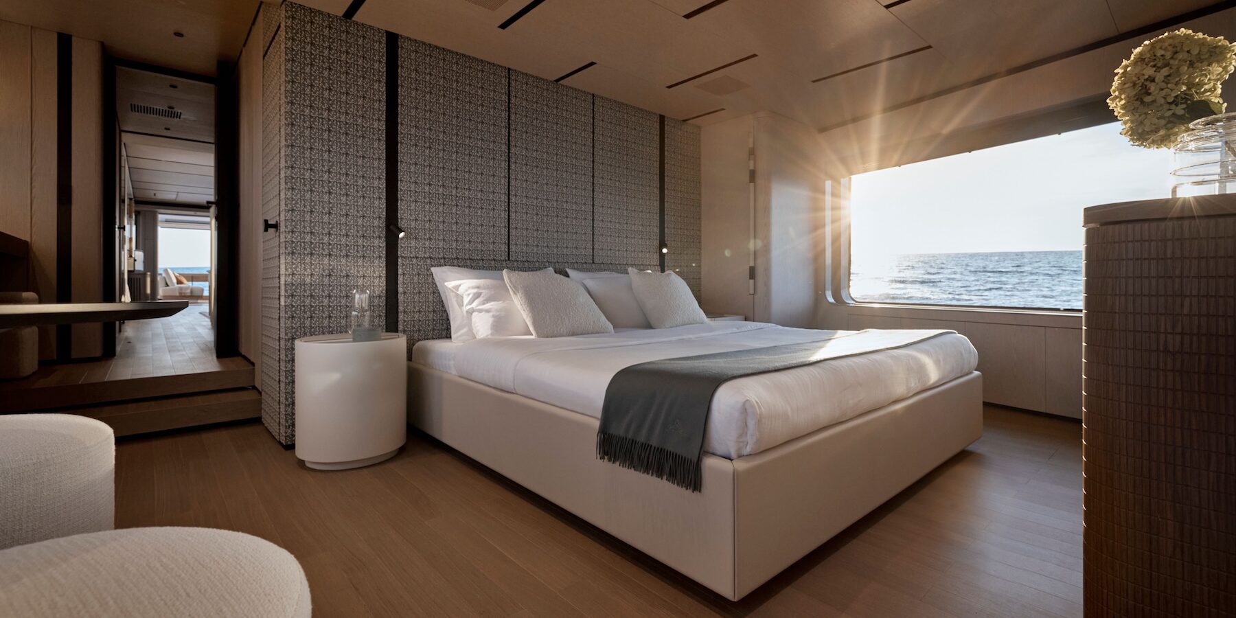 Magellano 27M Owner_s Suite 1