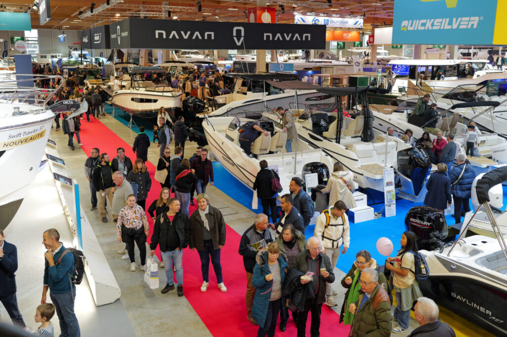 Paris nautic show